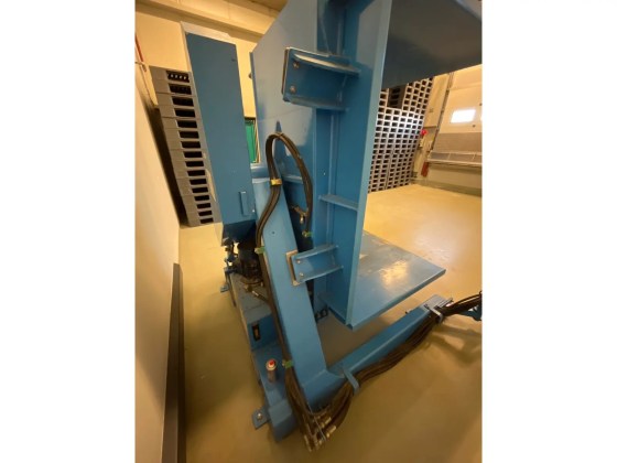Premier FS1600 Pallet Inverter Pic 004